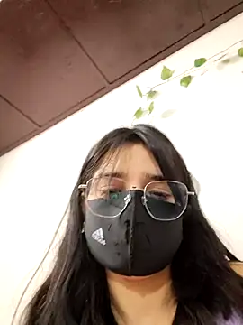 Sexolinaa online show from May 23, 1:37 pm