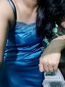 Snapshot of Myraajii chatting on August 9, 6:46 pm Myraajii online show from August 9, 6:46 pm