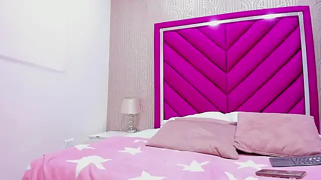 emma cook  online show from January 13, 7:52 pm