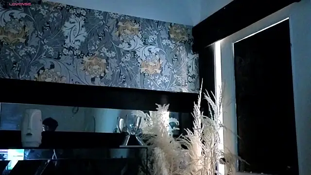 Snapshot of megan_lenon chatting on July 8, 8:57 pm megan lenon online show from July 8, 8:57 pm