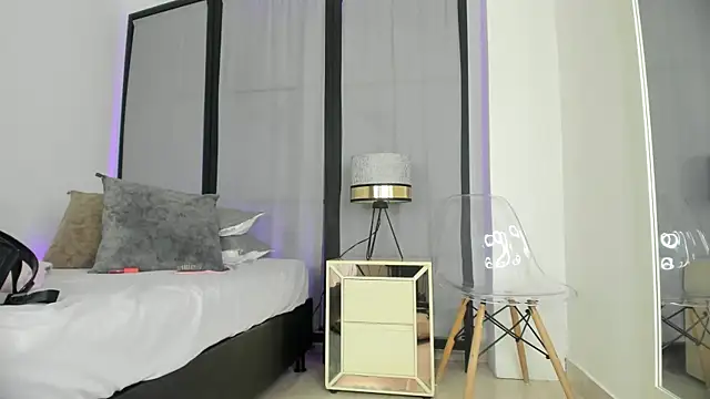 Snapshot of niicole_steele_ chatting on April 29, 11:11 pm niicole steele online show from April 29, 11:11 pm