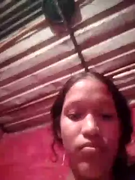 Snapshot of rachelbunny_and_kevin chatting on February 18, 2:40 am rachelbunny and kevin online show from February 18, 2:40 am