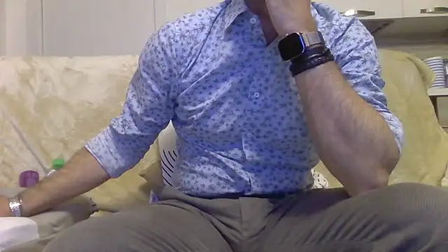 Eroshotlicker online show from April 6, 8:43 pm