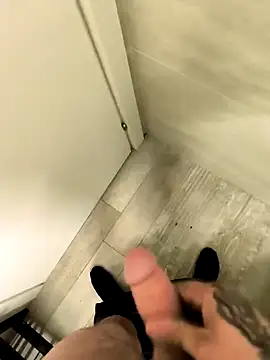 Razvan696969 online show from February 16, 7:21 pm