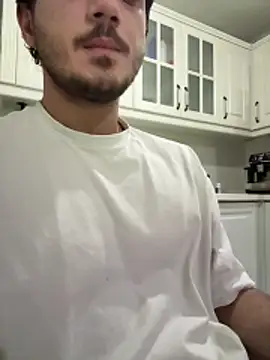 Snapshot of Bigefe chatting on February 4, 6:14 pm Bigefe online show from February 4, 6:14 pm