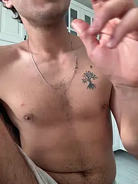 Snapshot of Bigefe chatting on February 7, 1:15 pm Bigefe online show from February 7, 1:15 pm