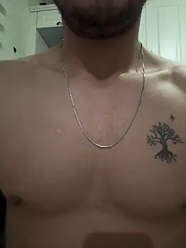 Snapshot of Bigefe chatting on February 20, 6:30 pm Bigefe online show from February 20, 6:30 pm