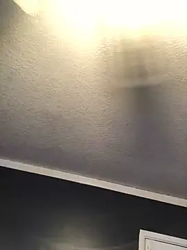 Snapshot of xxxenzo1 chatting on December 13, 9:24 am xxxenzo1 online show from December 13, 9:24 am