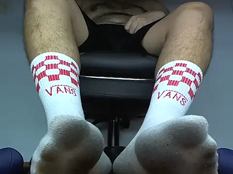 Alphacashmaster777 online show from April 8, 10:15 am