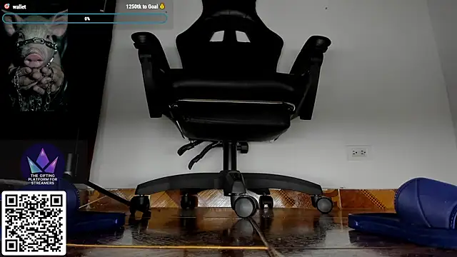 Alphacashmaster777 online show from June 28, 8:15 pm