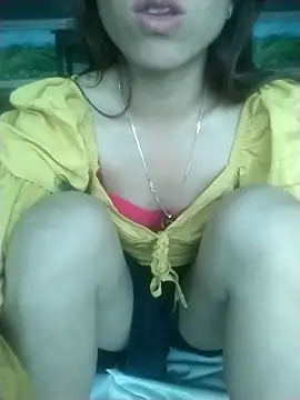 tieutam122 online show from January 19, 7:12 am