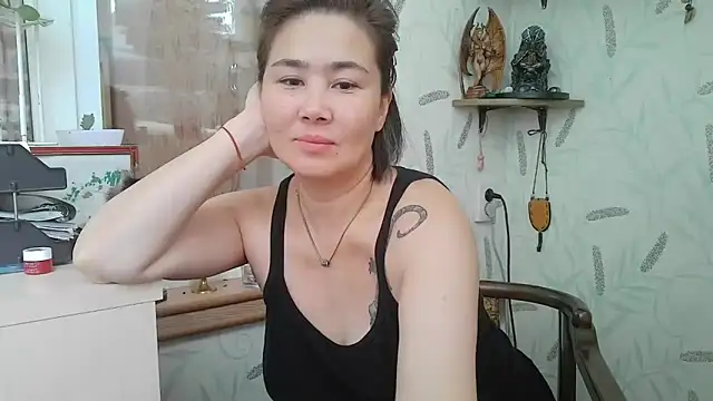 Snapshot of Nettie_Allie chatting on December 4, 10:35 am Nettie Allie online show from December 4, 10:35 am