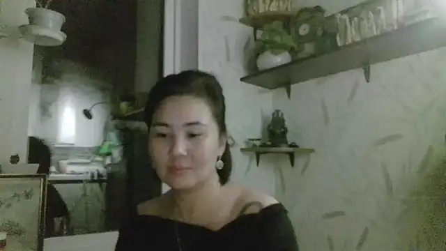Snapshot of Nettie_Allie chatting on January 6, 10:56 pm Nettie Allie online show from January 6, 10:56 pm