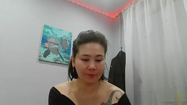 Snapshot of Nettie_Allie chatting on February 2, 6:39 pm Nettie Allie online show from February 2, 6:39 pm