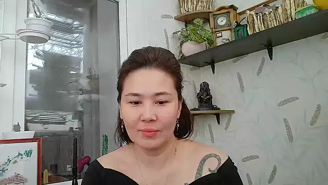 Snapshot of Nettie_Allie chatting on February 3, 11:04 am Nettie Allie online show from February 3, 11:04 am