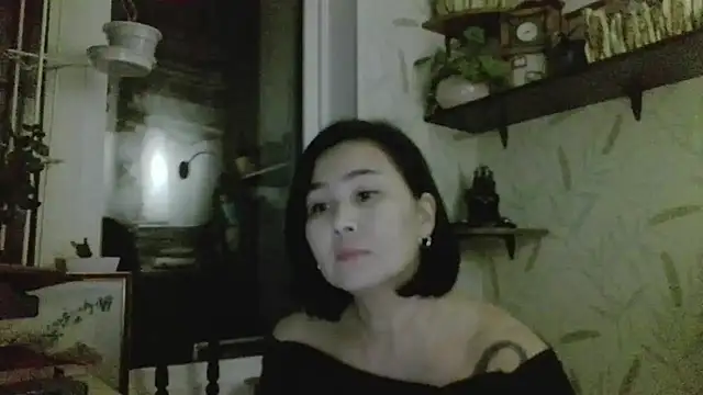 Snapshot of Nettie_Allie chatting on February 15, 4:58 pm Nettie Allie online show from February 15, 4:58 pm