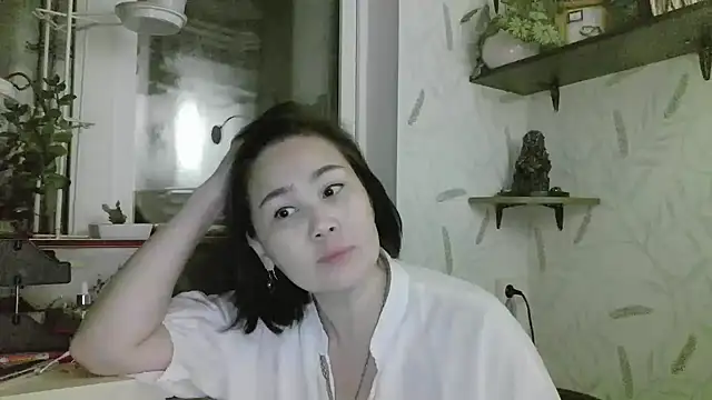 Snapshot of Nettie_Allie chatting on February 21, 9:49 pm Nettie Allie online show from February 21, 9:49 pm