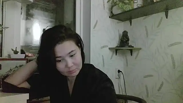 Snapshot of Nettie_Allie chatting on March 1, 8:33 pm Nettie Allie online show from March 1, 8:33 pm