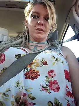 Horny hippie online show from February 14, 7:54 pm