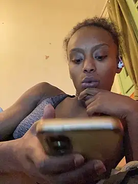    Hannah    online show from December 1, 12:59 am