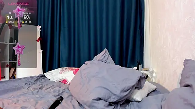 purrbae online show from January 8, 1:52 am