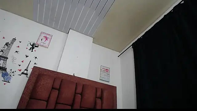 varascott online show from April 15, 12:39 am