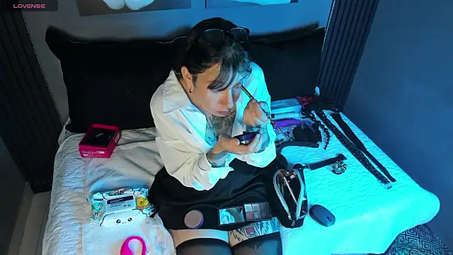 nora temptress online show from March 5, 1:51 pm