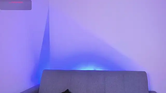 jimena chic1 online show from February 13, 7:32 pm