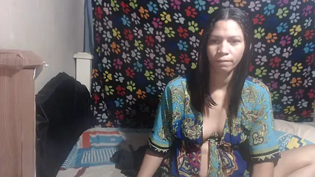 ELIZABET2- online show from April 8, 11:32 am