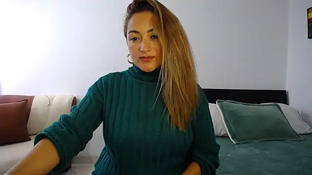 Snapshot of ximenaxcite19 chatting on March 6, 1:51 pm ximenaxcite19 online show from March 6, 1:51 pm
