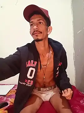 Snapshot of theyllorwillian chatting on June 10, 11:31 am theyllorwillian online show from June 10, 11:31 am