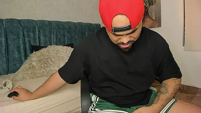 Snapshot of Harrishairy chatting on February 26, 6:45 am Harrishairy online show from February 26, 6:45 am