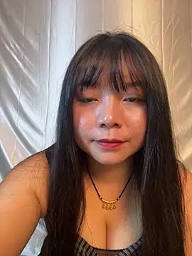 Snapshot of LP-47 chatting on November 26, 2:40 pm LP-47 online show from November 26, 2:40 pm