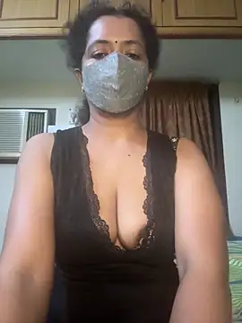 TeddyLover5 online show from May 7, 6:35 pm
