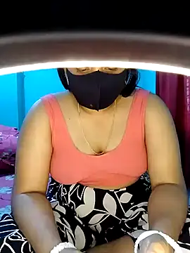 priya2098 online show from March 28, 10:04 am