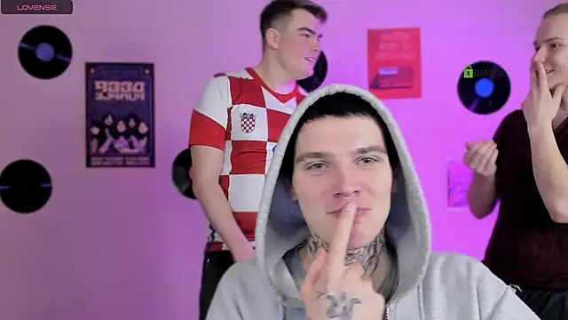 leo void online show from February 1, 8:07 pm