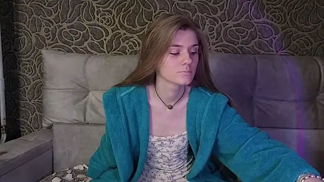 Adell Love online show from December 17, 8:15 pm