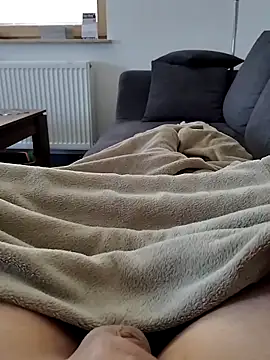 Basti104 online show from March 6, 12:45 pm