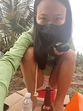 Snapshot of LoveDirty3x chatting on November 27, 11:07 pm LoveDirty3x online show from November 27, 11:07 pm