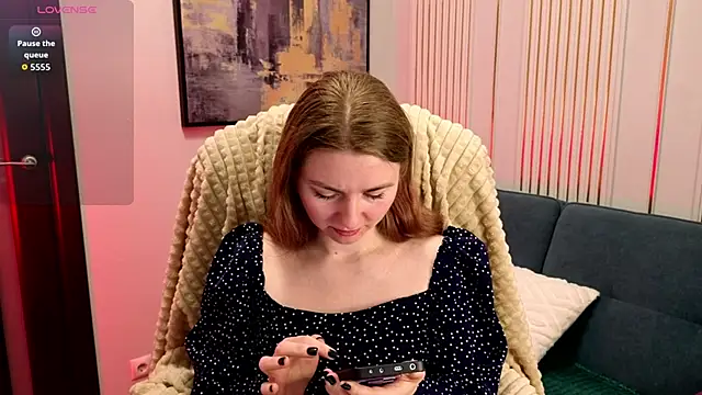 SofiAngela online show from February 1, 1:04 am