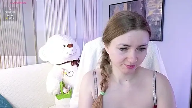 SofiAngela online show from April 9, 1:05 am