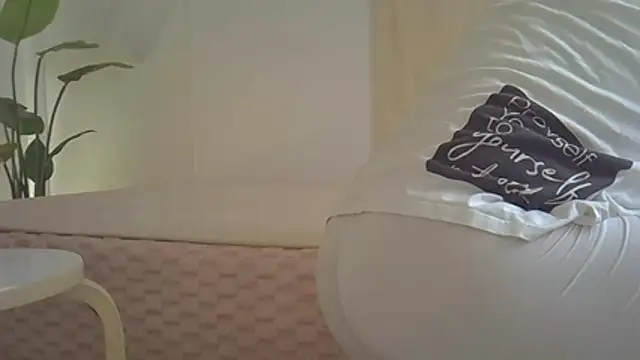 Snapshot of kyono-iyashi chatting on February 25, 2:48 pm kyono-iyashi online show from February 25, 2:48 pm