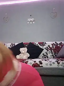 dixielarys online show from March 3, 8:09 am