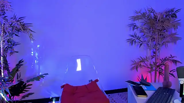 Snapshot of itsmroom_ chatting on January 8, 1:13 pm itsmroom online show from January 8, 1:13 pm