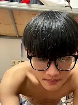 Snapshot of Colby-678 chatting on November 27, 6:10 pm Colby-678 online show from November 27, 6:10 pm