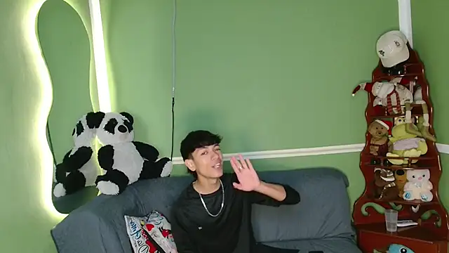 Snapshot of murb_xxx chatting on November 27, 12:18 pm murb xxx online show from November 27, 12:18 pm