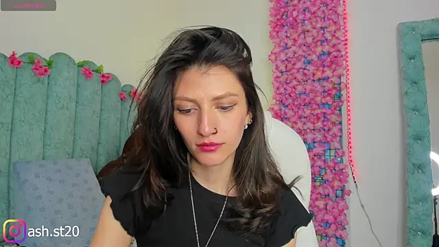 Ash 20  online show from April 13, 7:52 pm