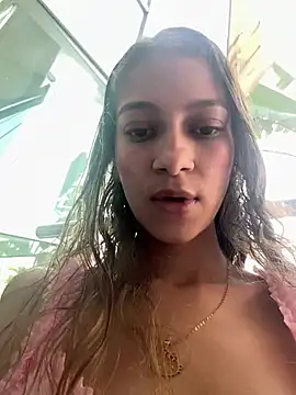 Vanneskk online show from March 3, 8:26 pm