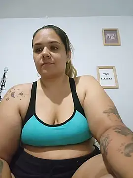 LoreinnFox online show from May 23, 4:29 am