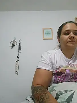 LoreinnFox online show from May 28, 10:07 pm